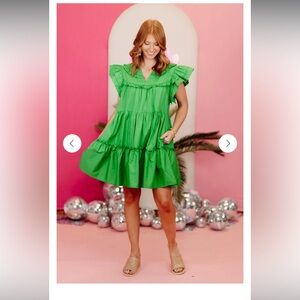 Entro Kelly Green Poplin Ruffle Tiered Mini Dress New